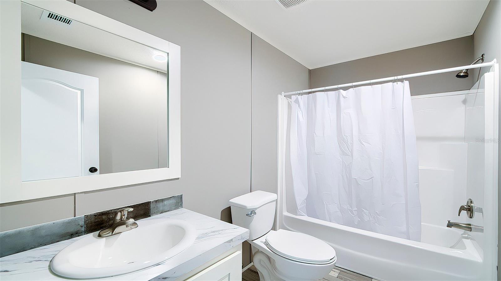 ENZO ESTATES - Residential