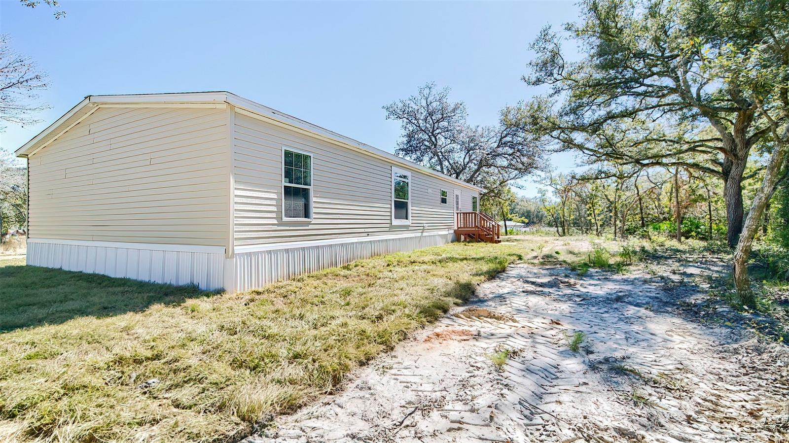 ENZO ESTATES - Residential