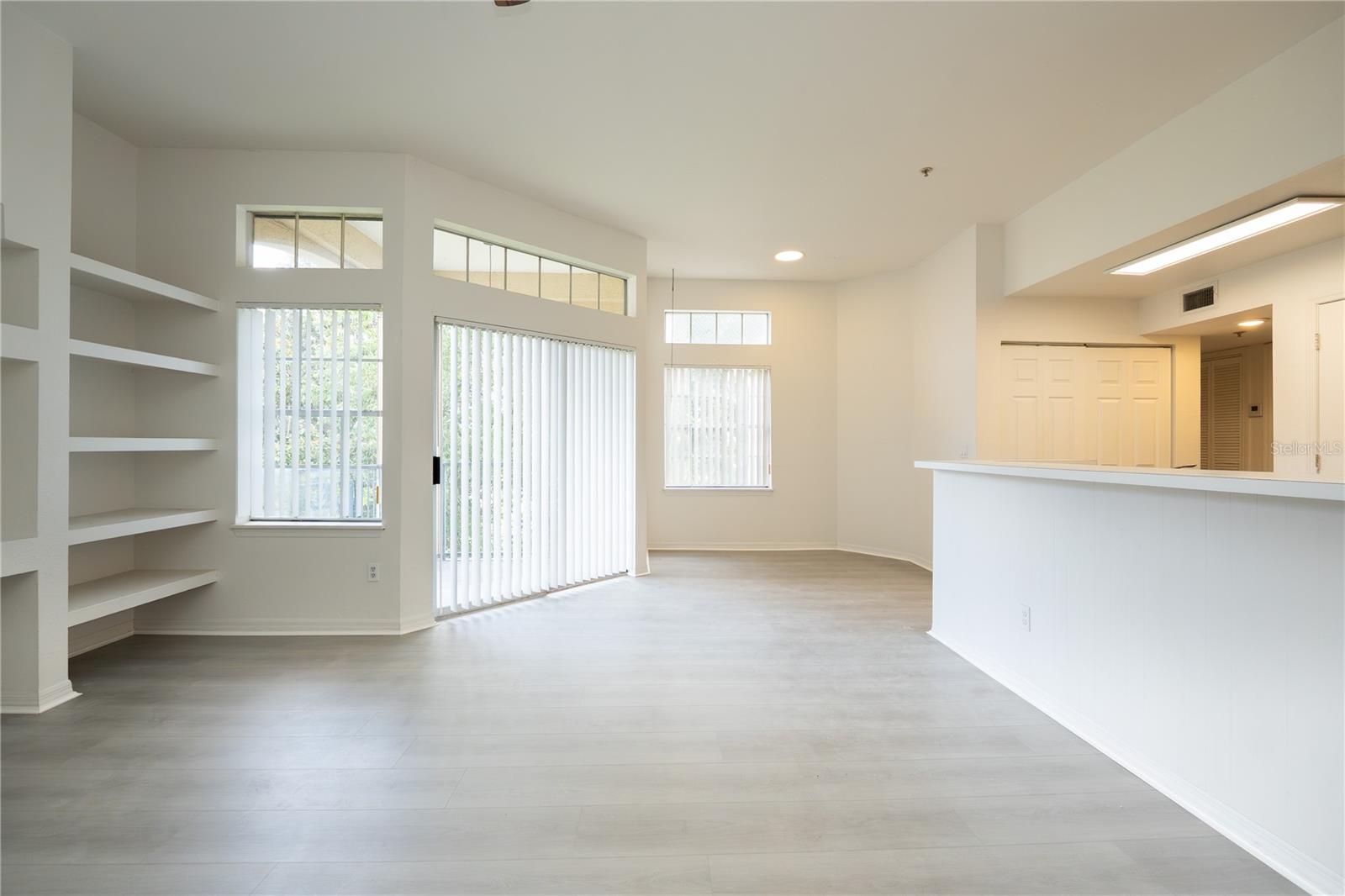 7230 WESTPOINTE BOULEVARD 1233