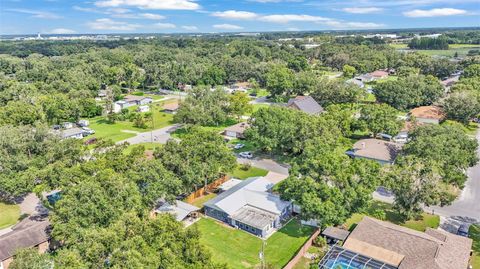 A home in LAKELAND