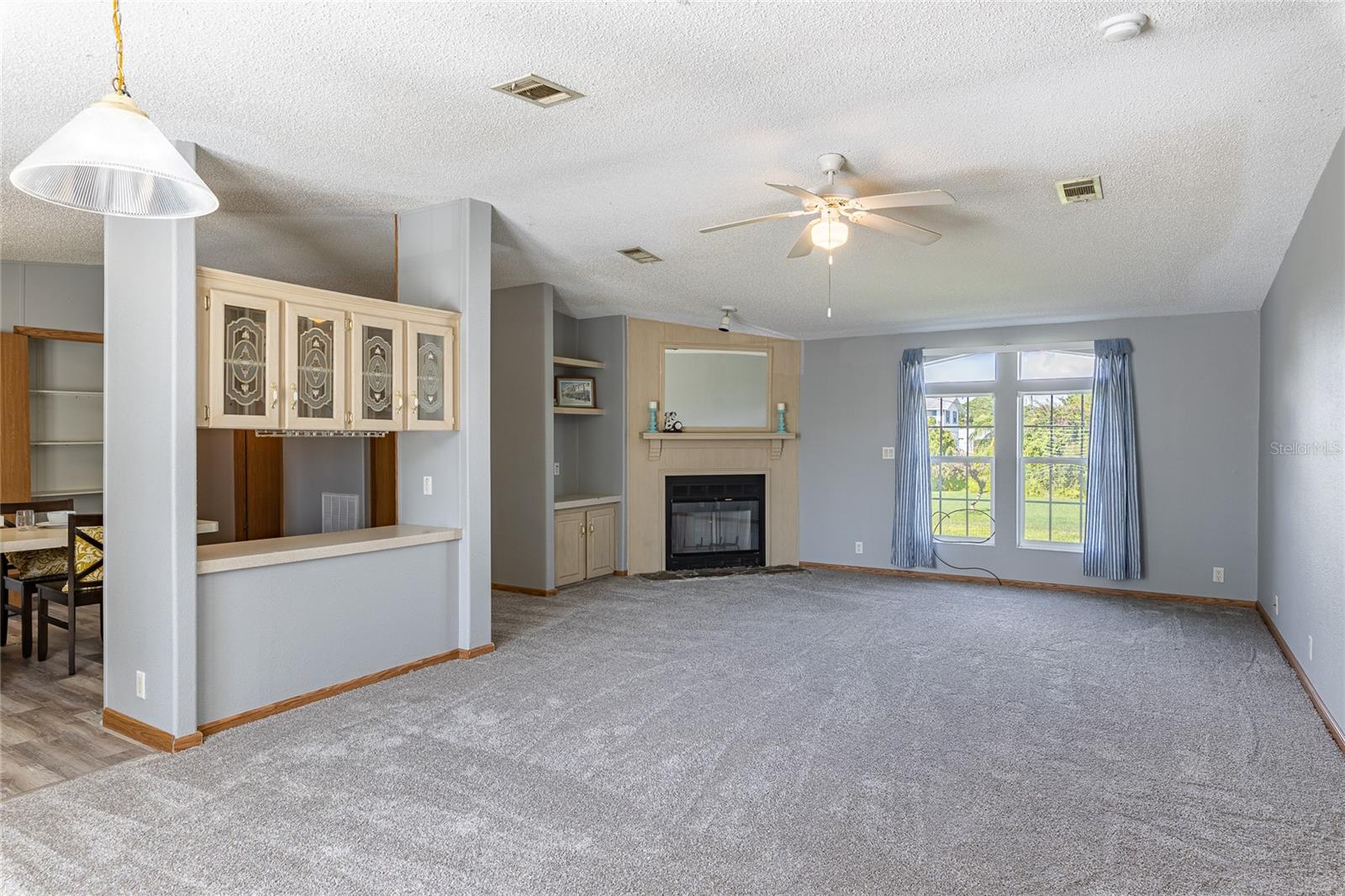 AQUI ESTATE UNIT 01 - Residential Lease