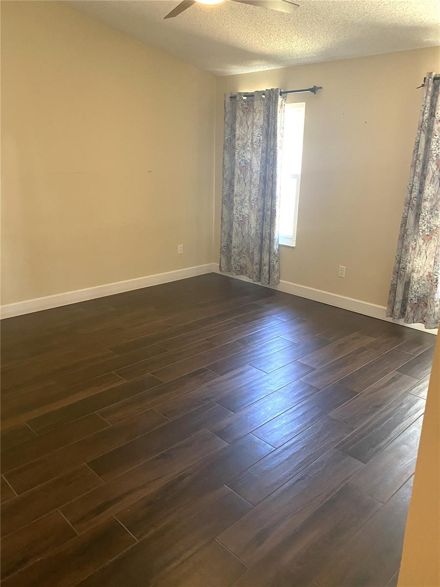 525 FEATHER TREE DRIVE