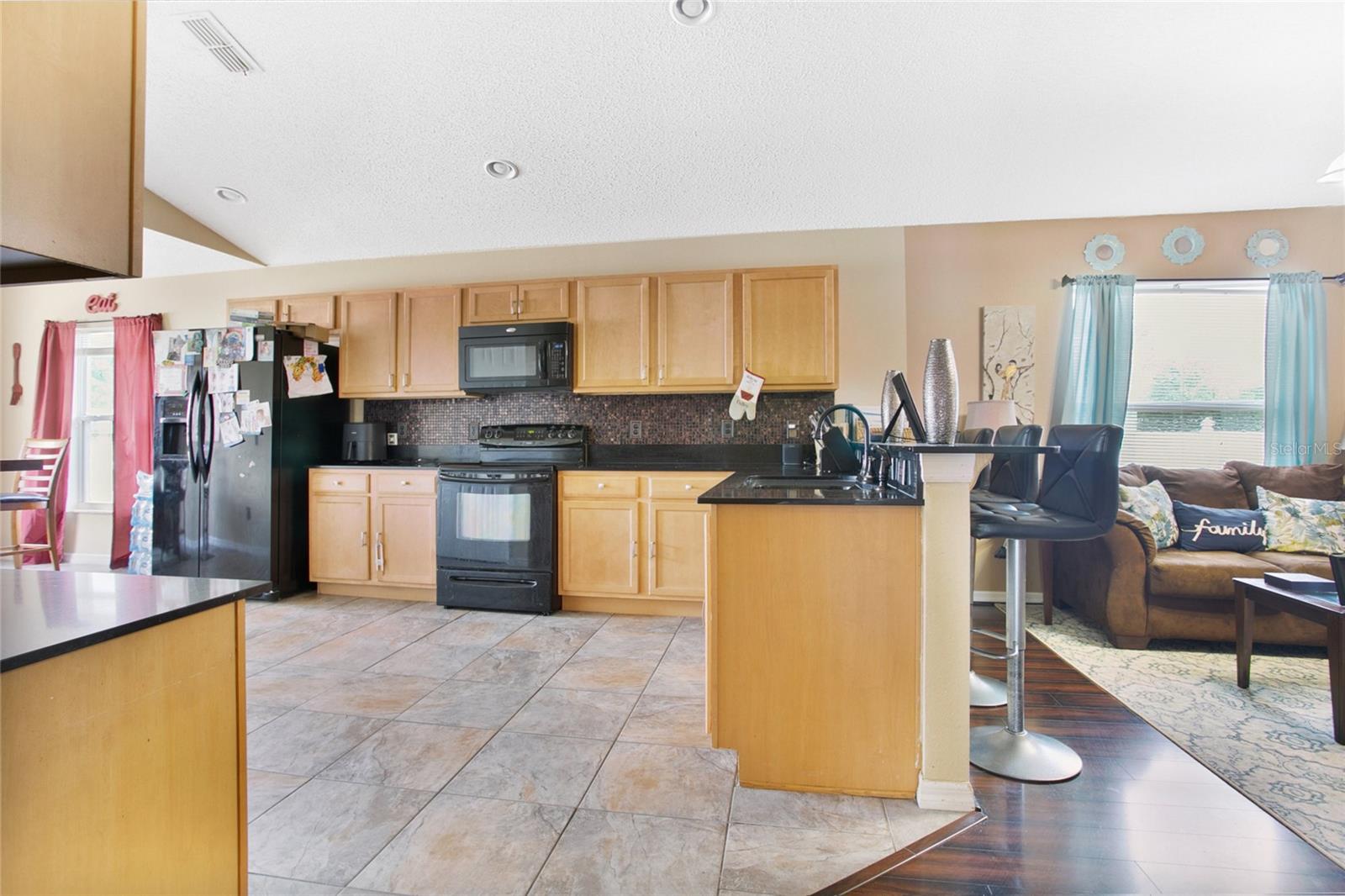 DELTONA LAKES UNIT 07 - Residential