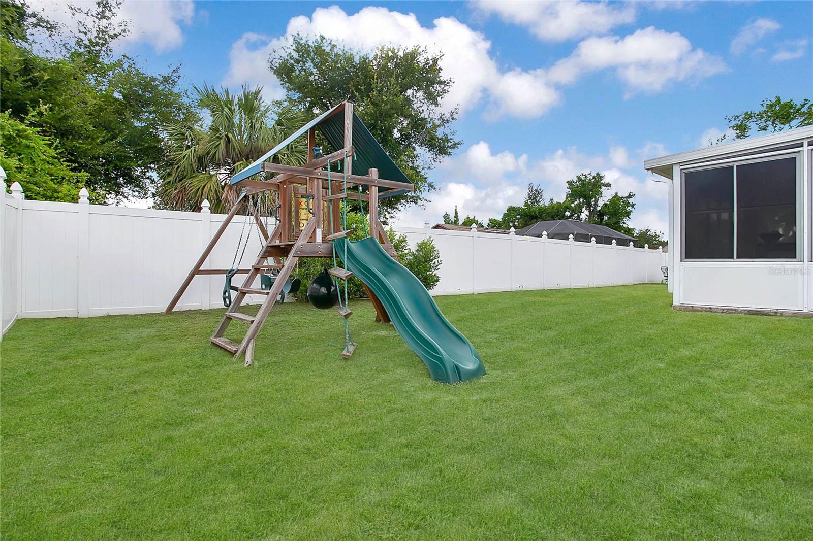 DELTONA LAKES UNIT 07 - Residential