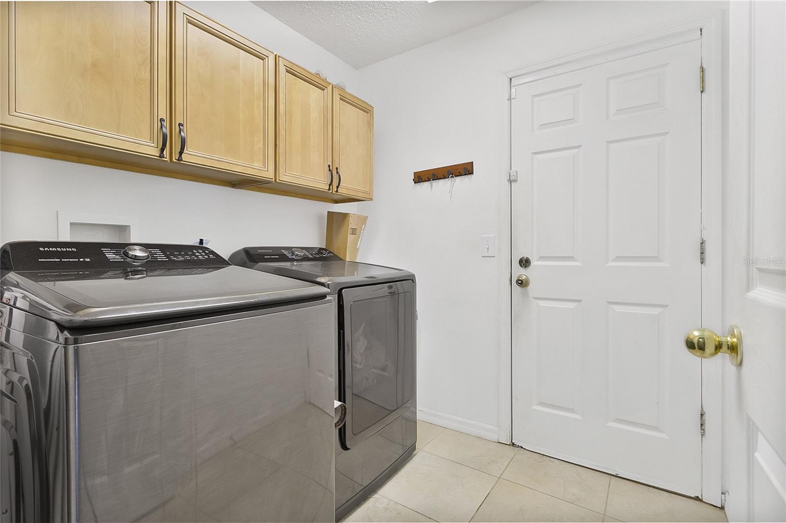 DELTONA LAKES UNIT 07 - Residential