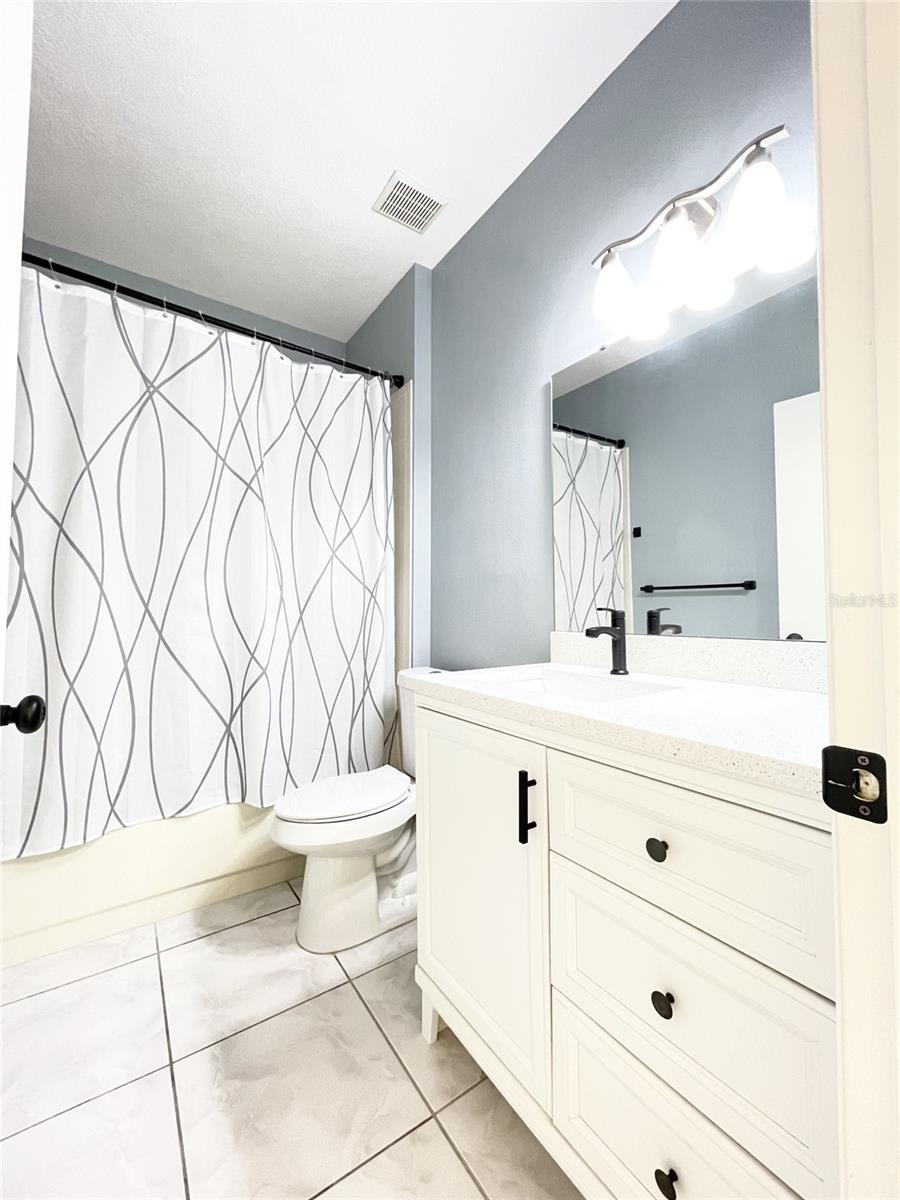 HUNTERS CREEK TR 140 PH 03 - Residential