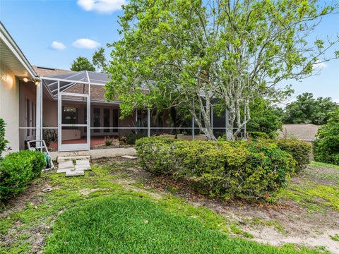 Tiny photo for 5321 Greens Drive, Lady Lake, FL 32159 (MLS # G5107981)