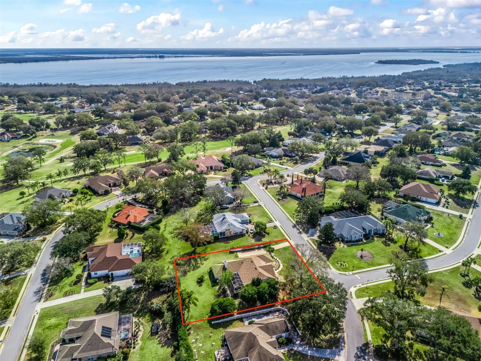 HARBOR HILLS UNIT 01 - Residential