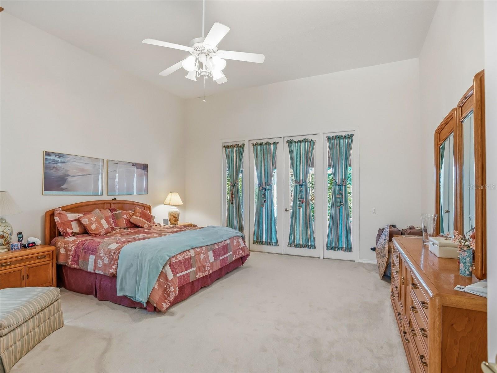 HARBOR HILLS UNIT 01 - Residential