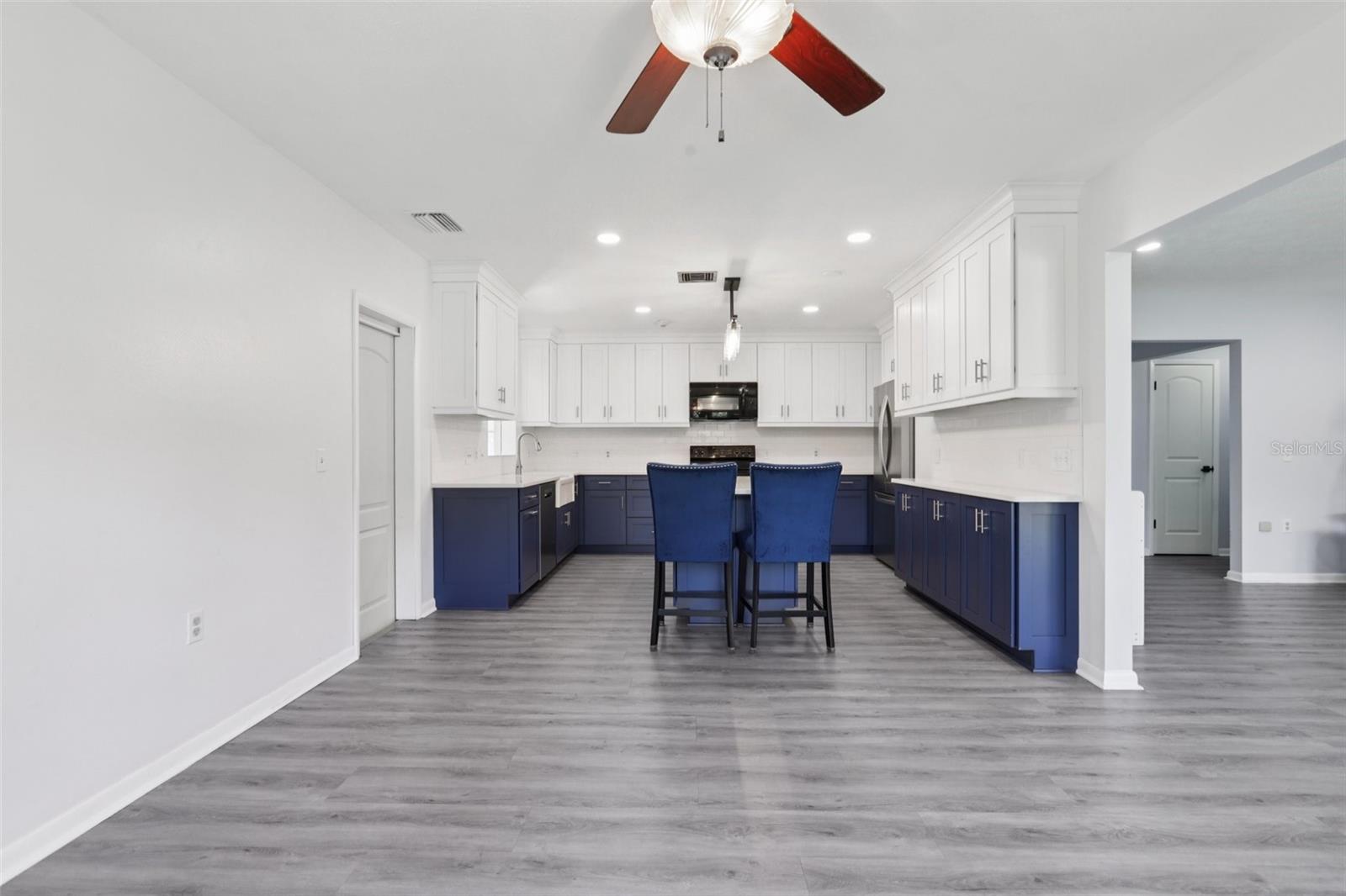 LAKEMONT UNIT 4 - Residential