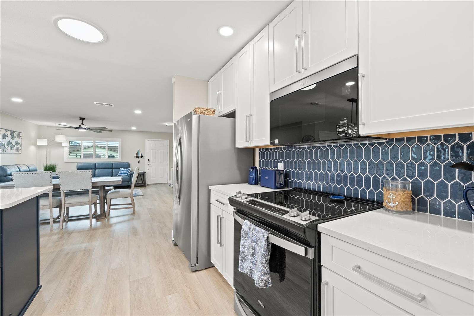 HERNANDO BEACH - Residential