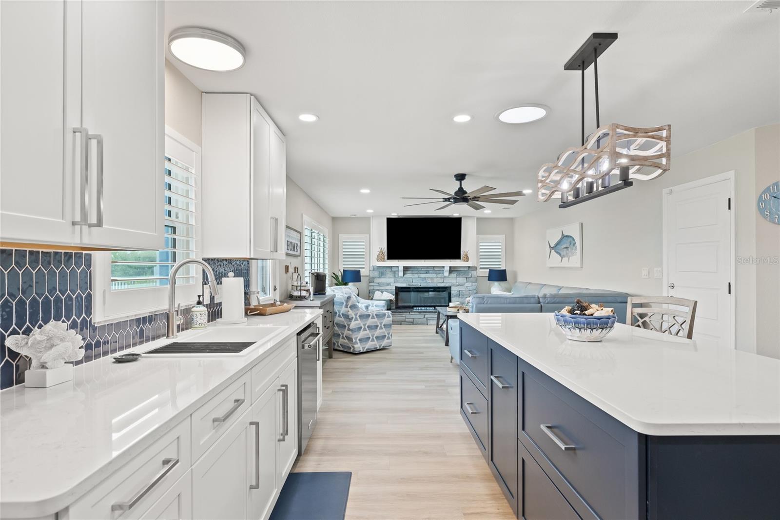 HERNANDO BEACH - Residential