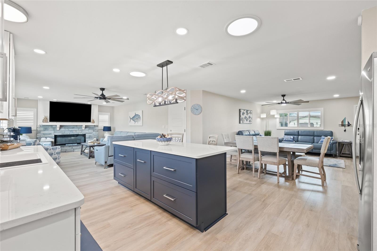 HERNANDO BEACH - Residential