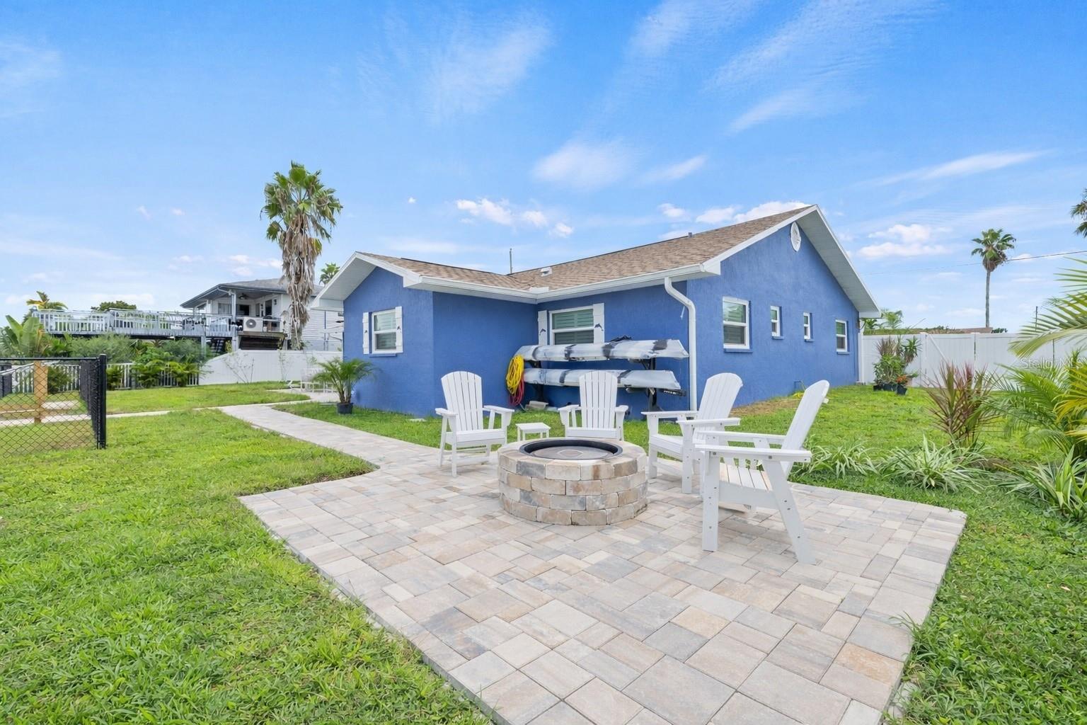 HERNANDO BEACH - Residential