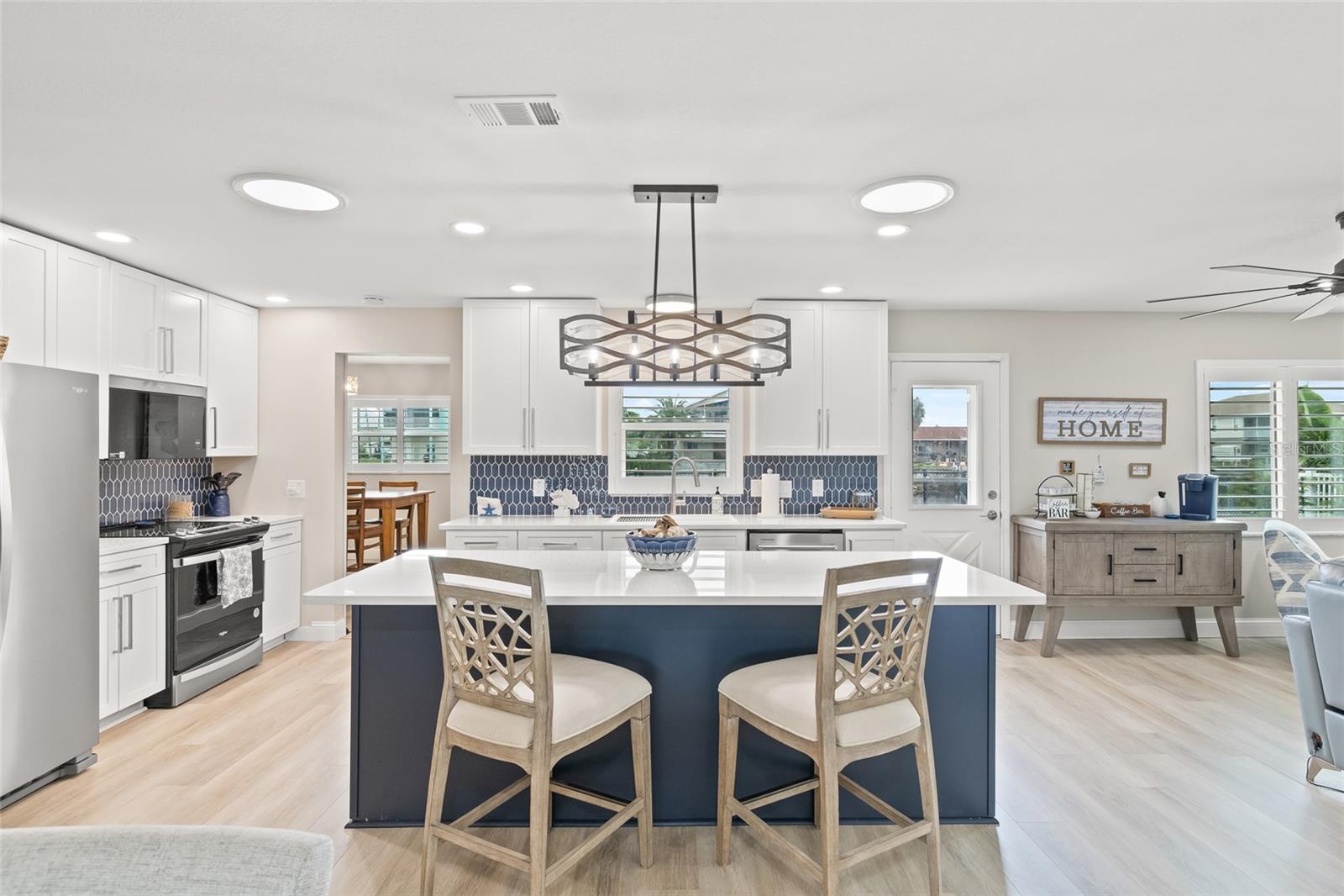 HERNANDO BEACH - Residential