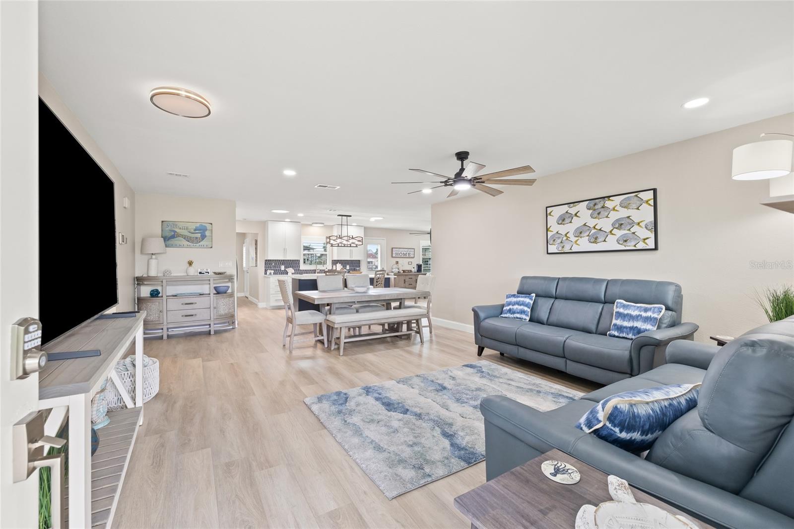 HERNANDO BEACH - Residential