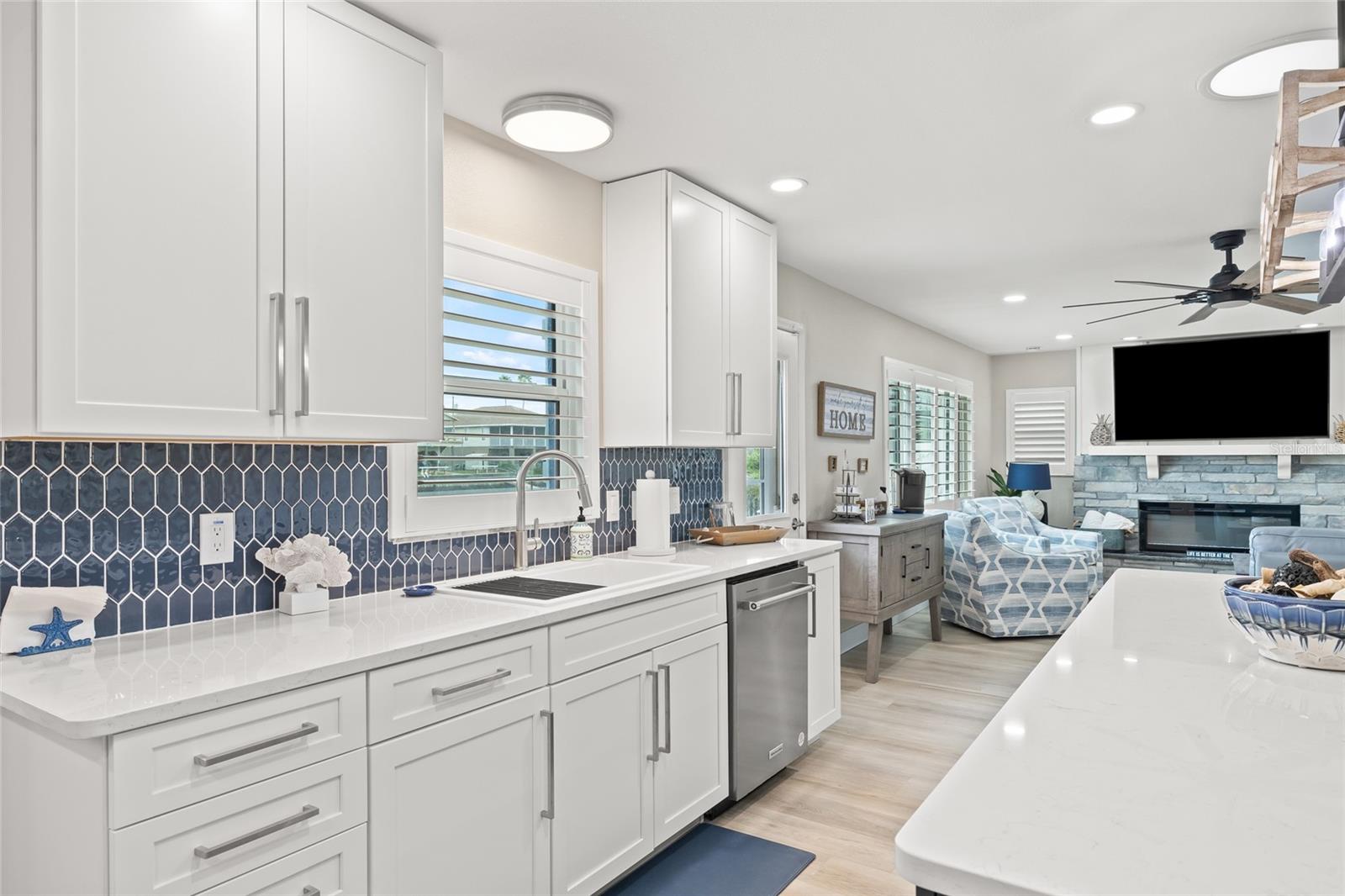 HERNANDO BEACH - Residential