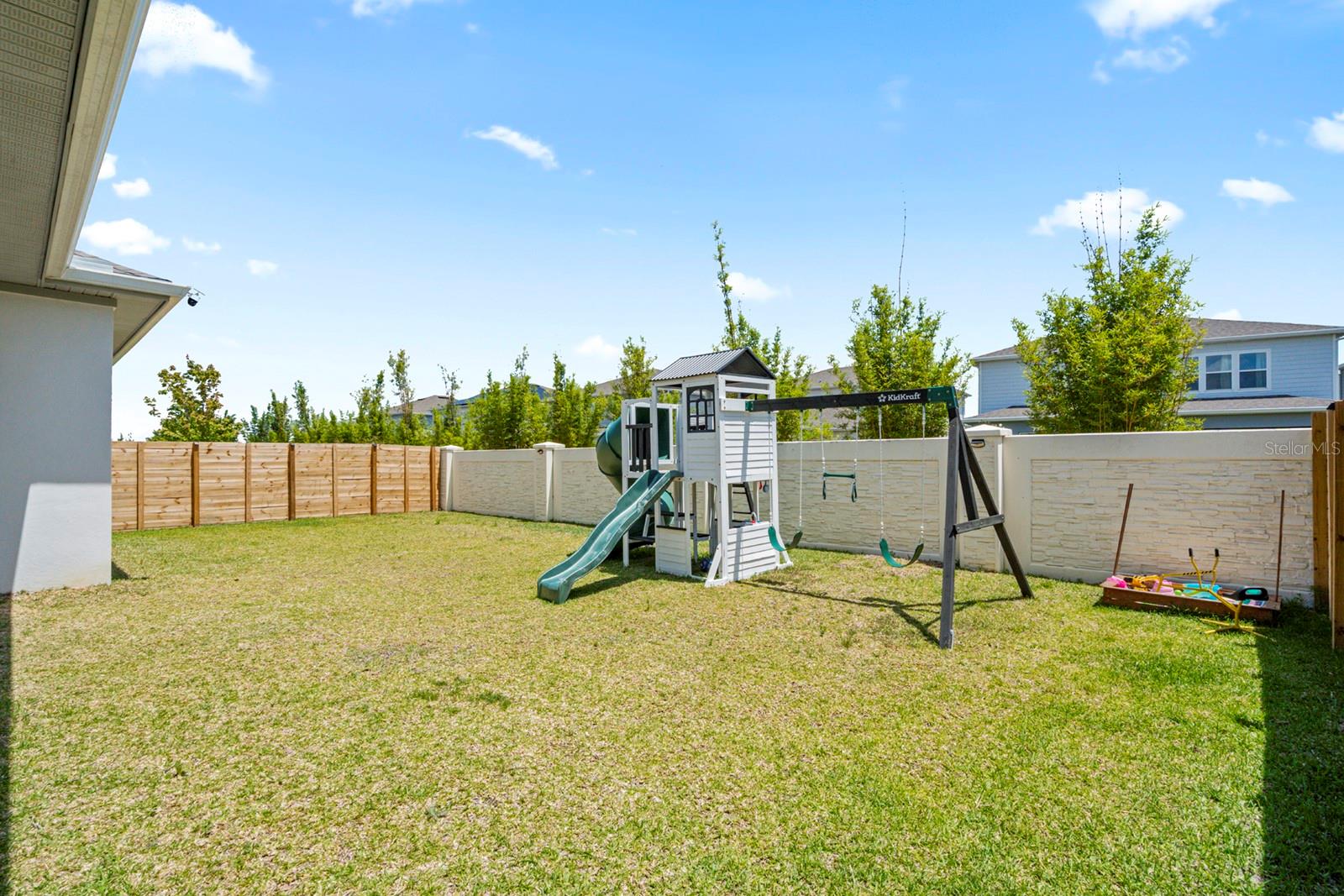 LAUREATE PARK - Residential