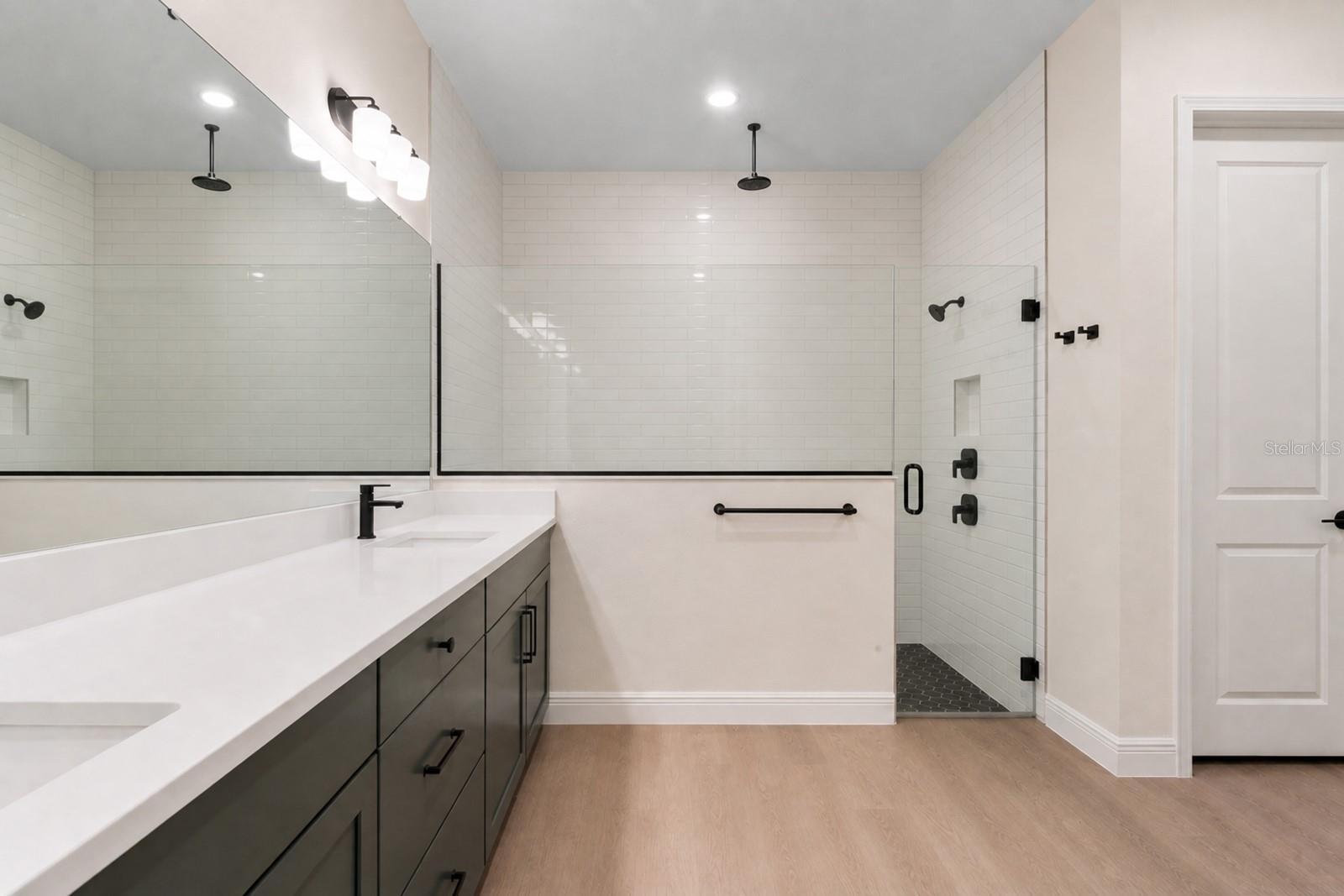 LAUREATE PARK - Residential