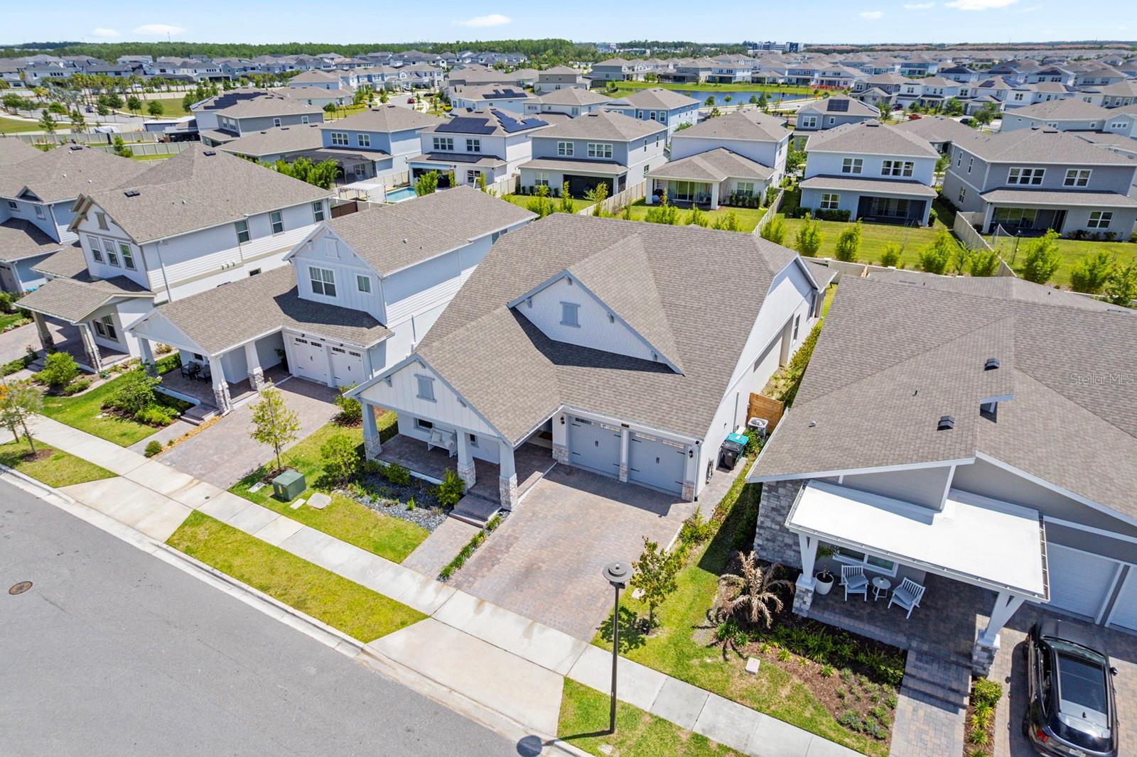 LAUREATE PARK - Residential