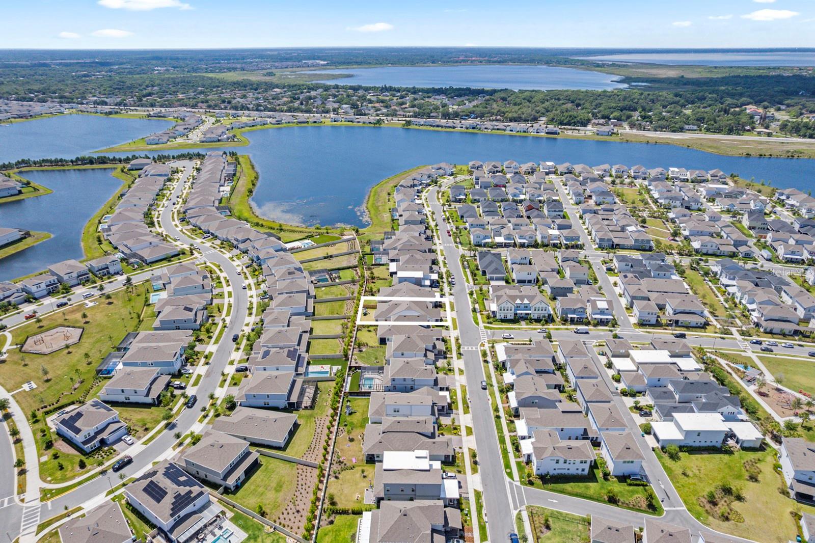 LAUREATE PARK - Residential