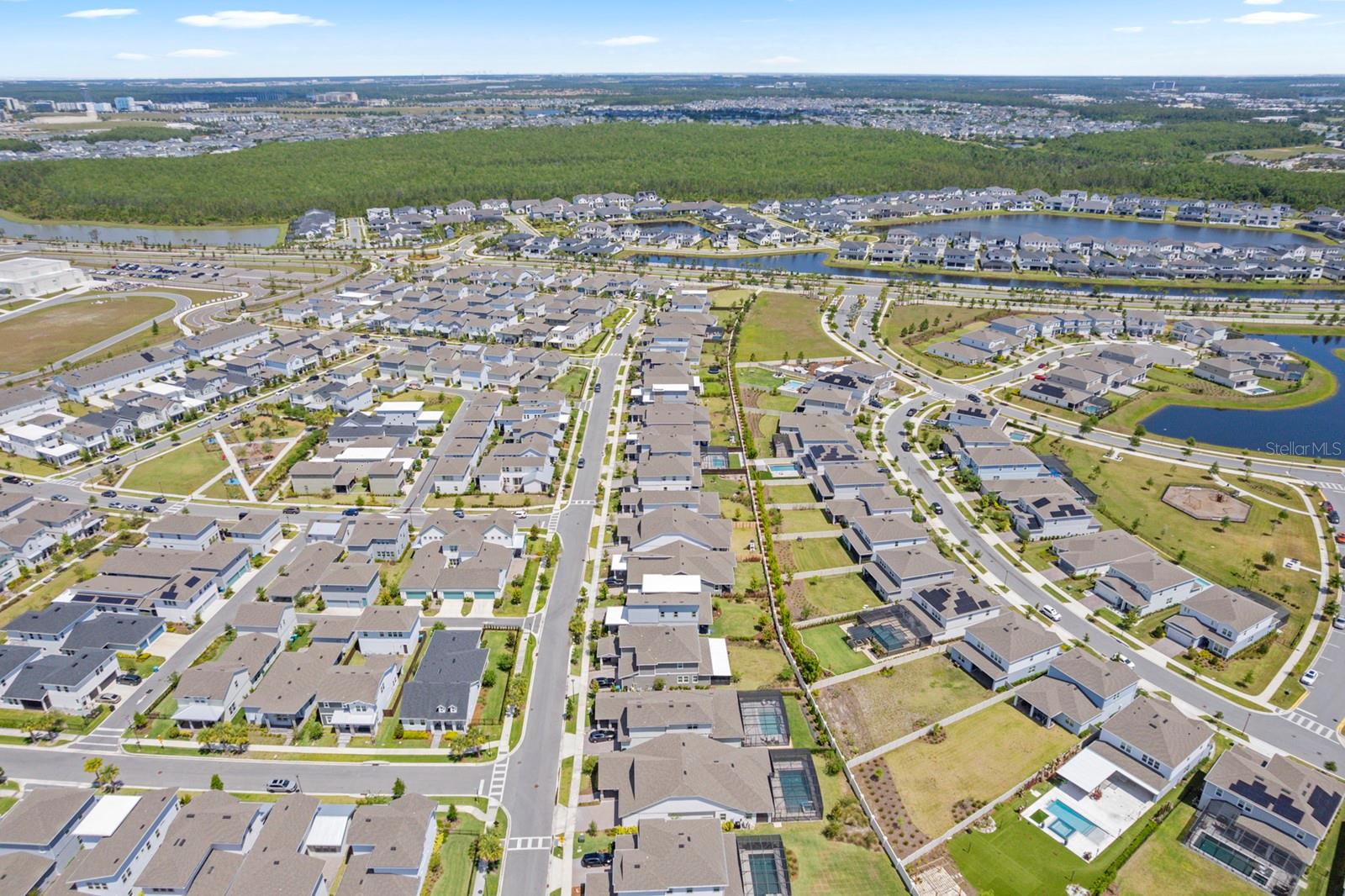 LAUREATE PARK - Residential