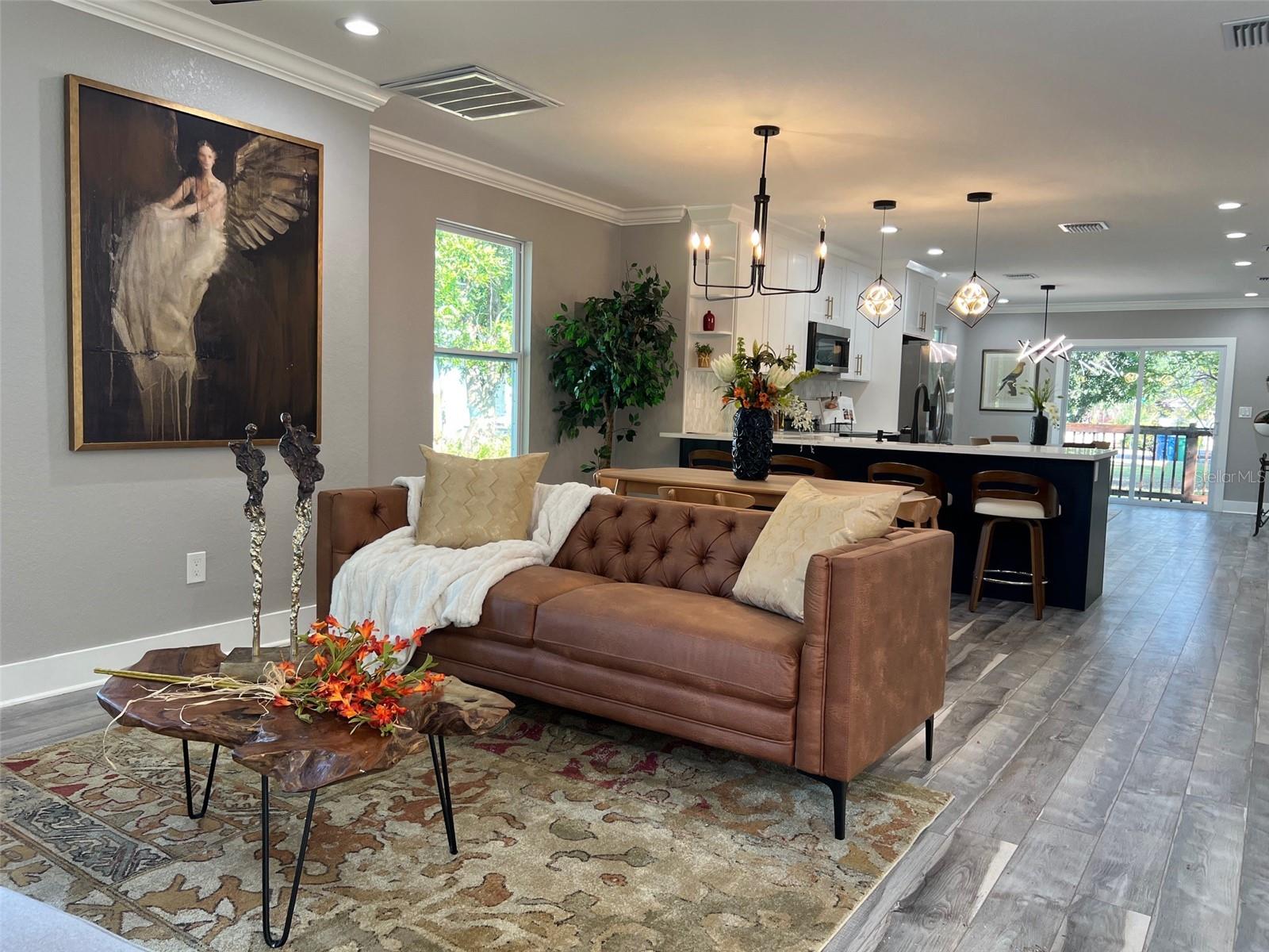 AVALON HEIGHTS - Residential