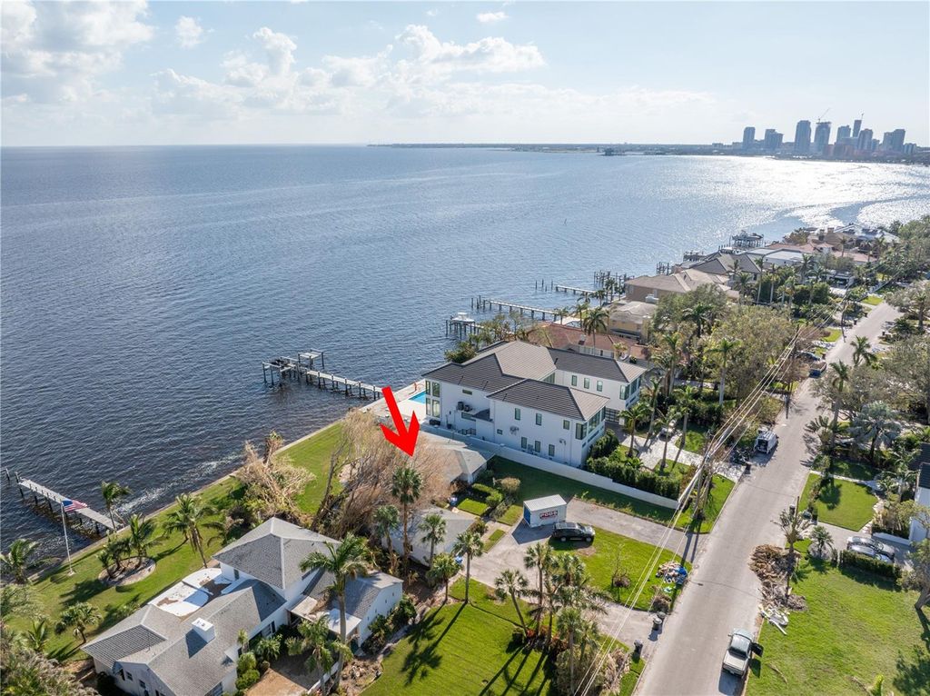 Photo of 1771 Brightwaters Boulevard NE, St Petersburg, FL 33704 (MLS # TB8316236)