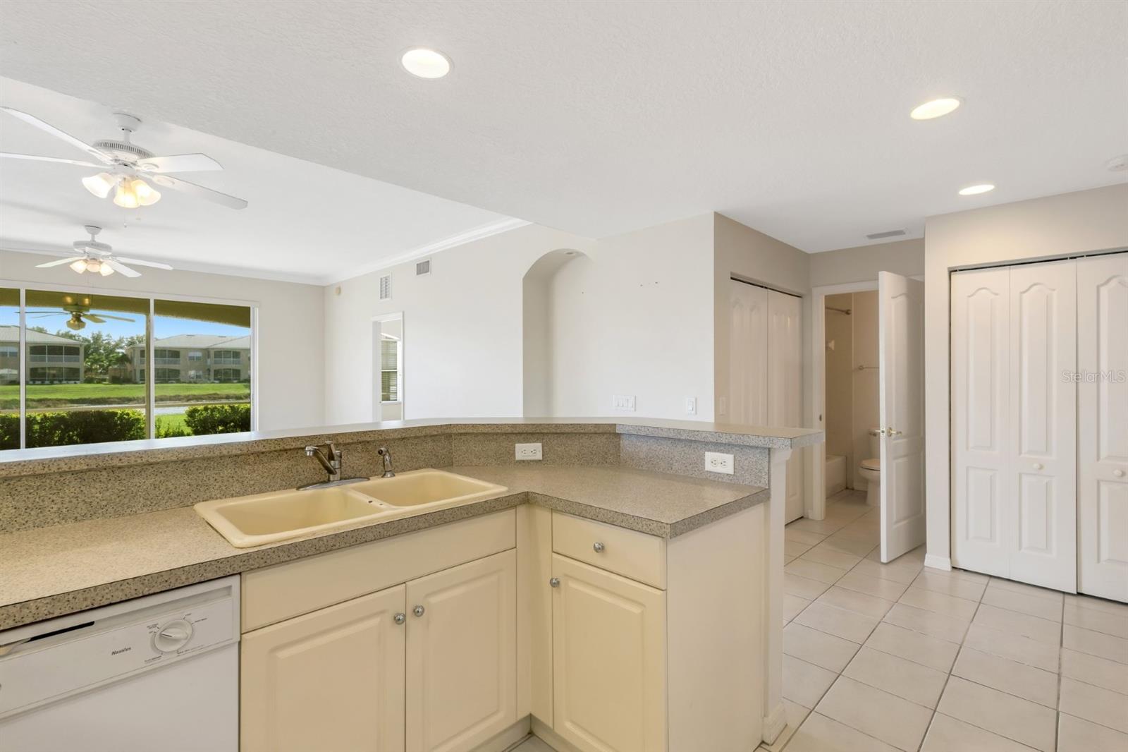 HIDDEN LAKE PH 2 - Residential