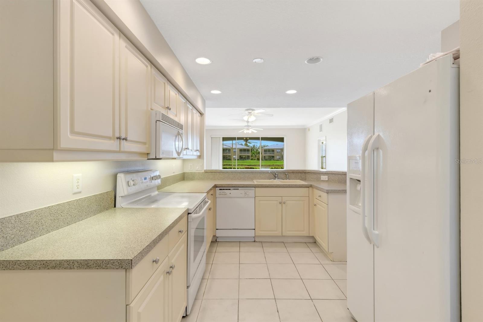 HIDDEN LAKE PH 2 - Residential