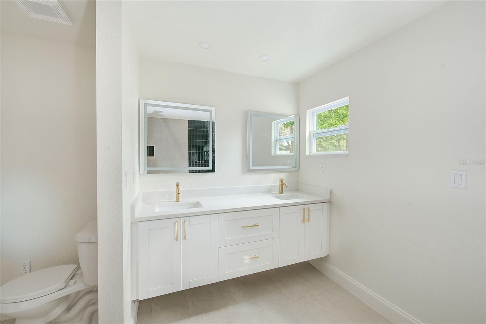 CITRUS HEIGHTS MANOR 1ST ADD - Residential