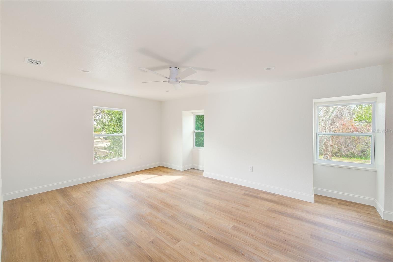 CITRUS HEIGHTS MANOR 1ST ADD - Residential