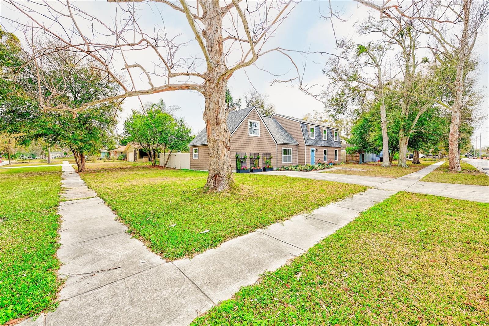 CITRUS HEIGHTS MANOR 1ST ADD - Residential