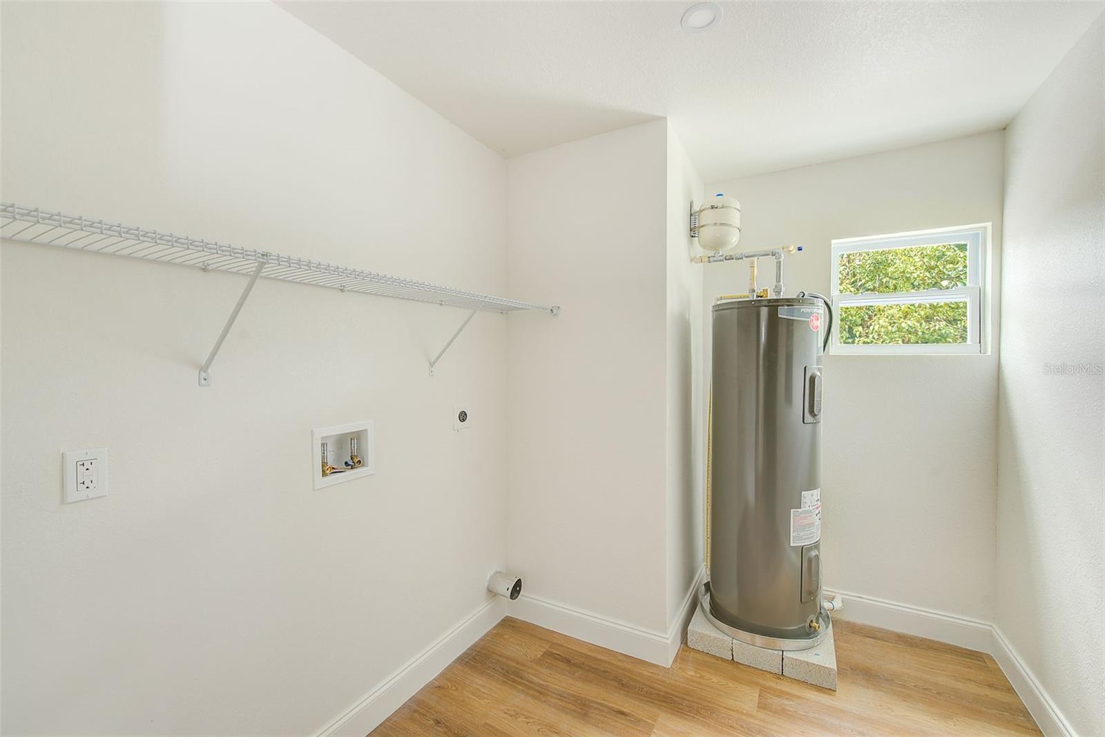 CITRUS HEIGHTS MANOR 1ST ADD - Residential