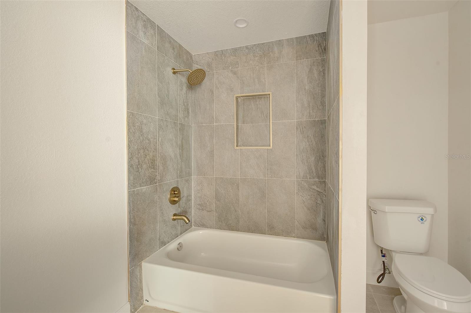 CITRUS HEIGHTS MANOR 1ST ADD - Residential