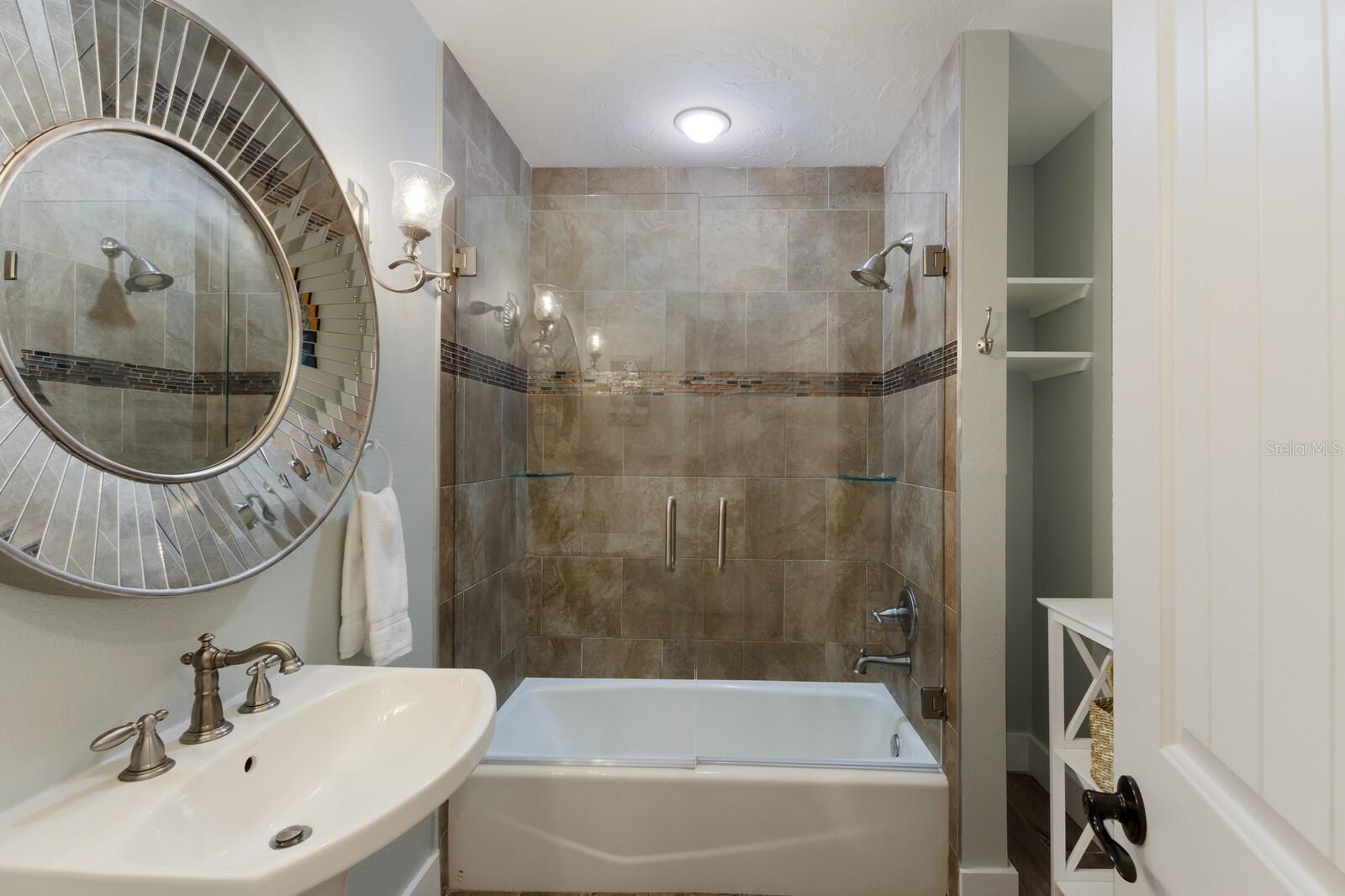 BAY PALMS ADD - Residential
