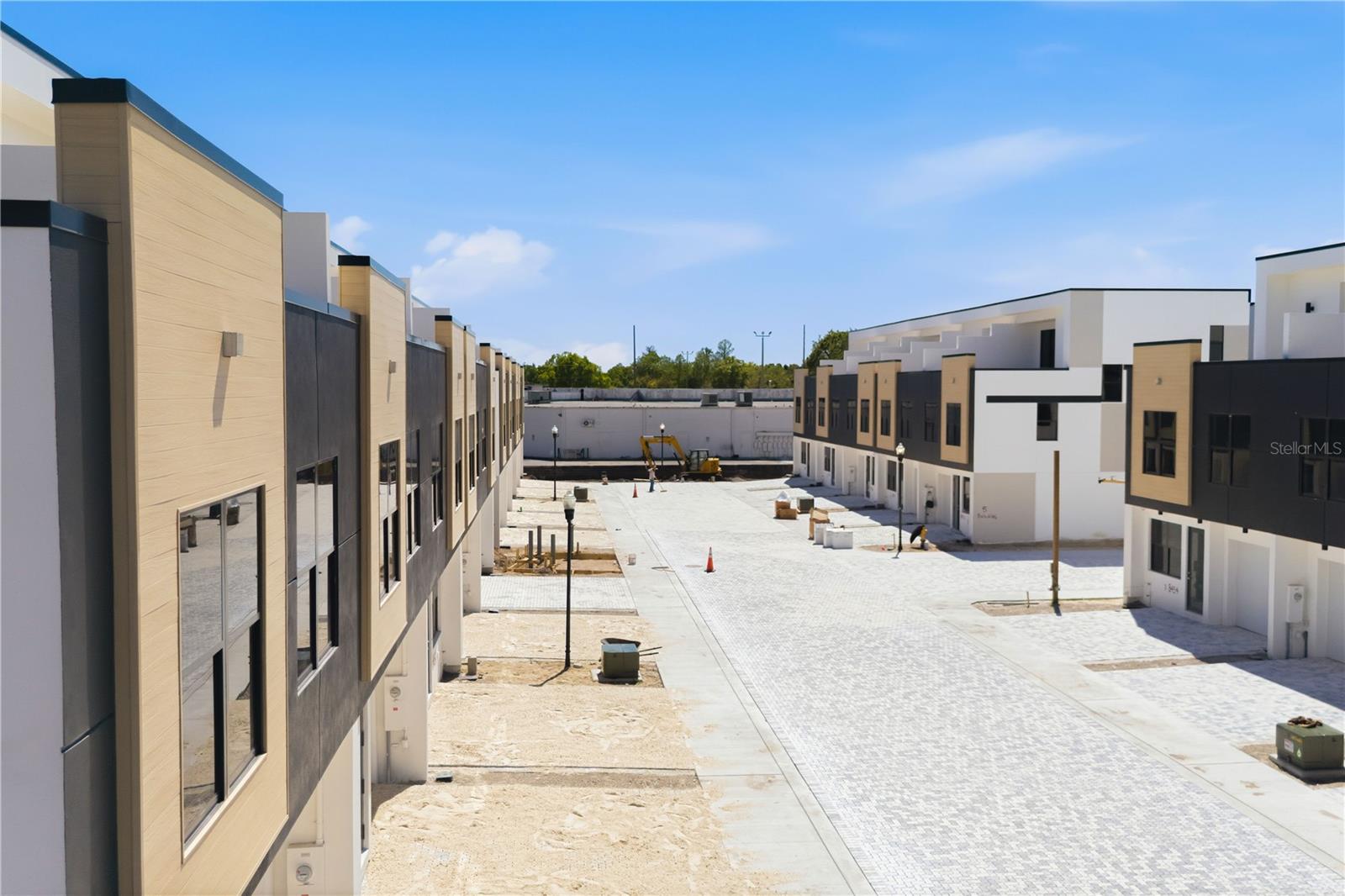 FONTANAROSA VILLAGE TWNHMS - Residential