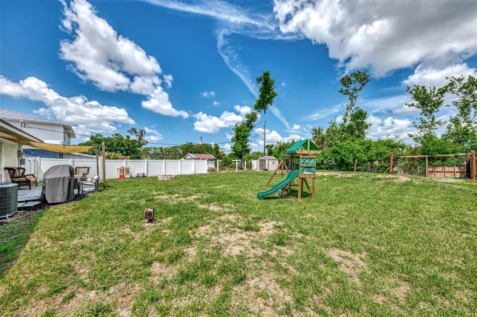 LYONSDALE - Residential