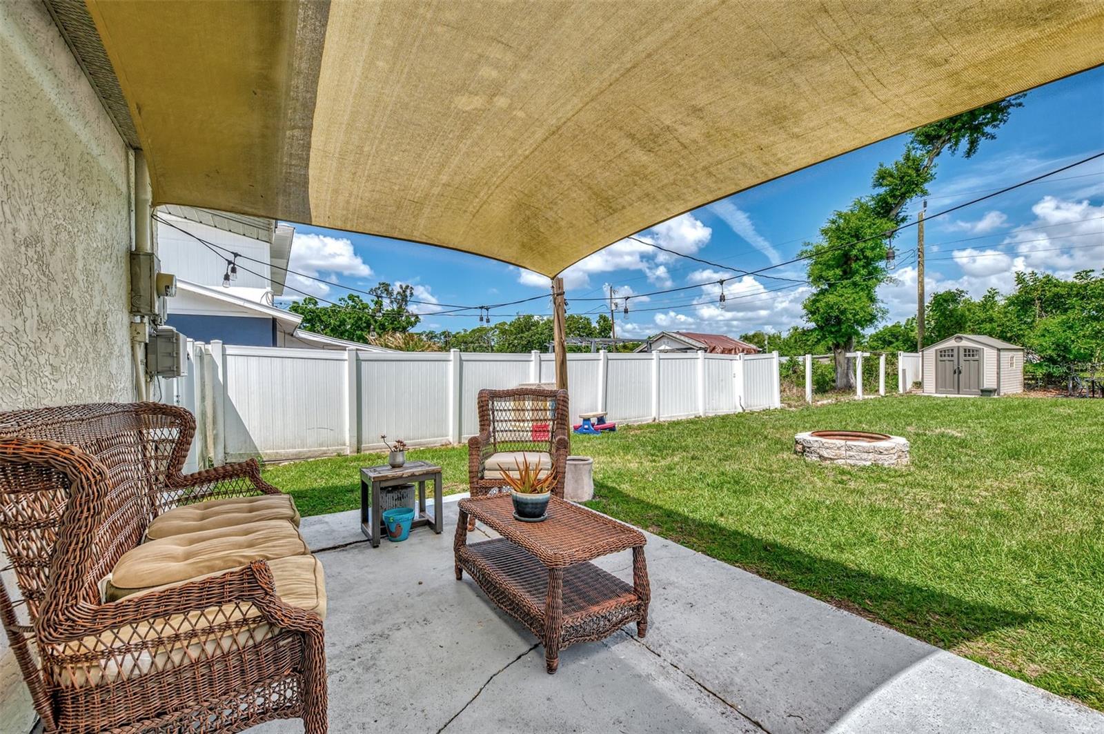 LYONSDALE - Residential