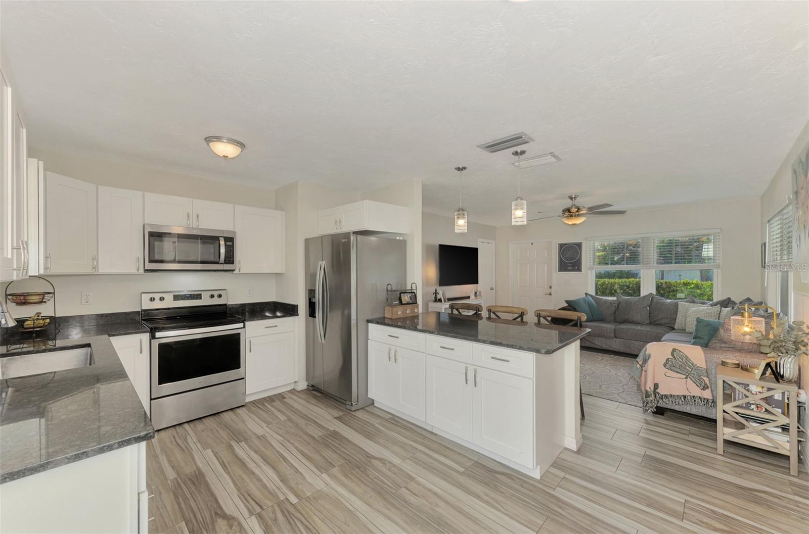 LYONSDALE - Residential