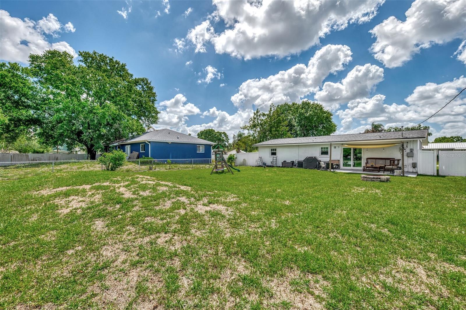 LYONSDALE - Residential