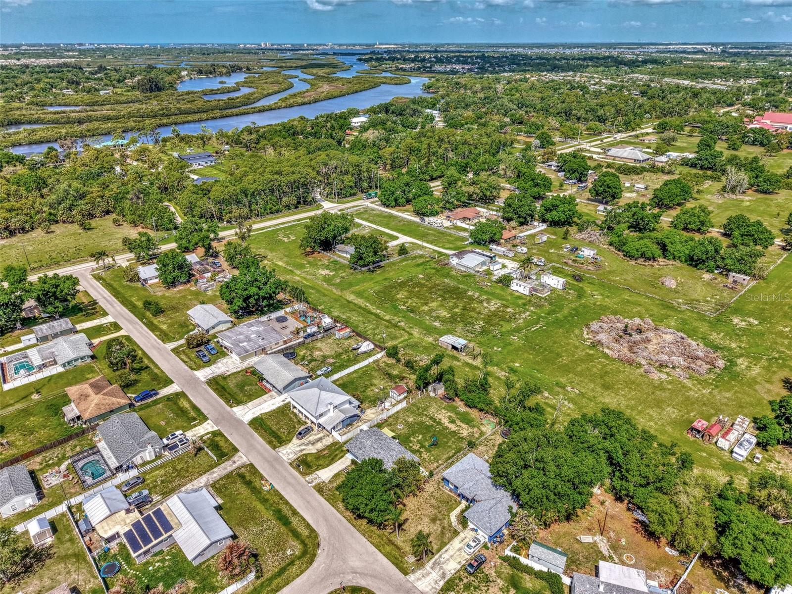 LYONSDALE - Residential