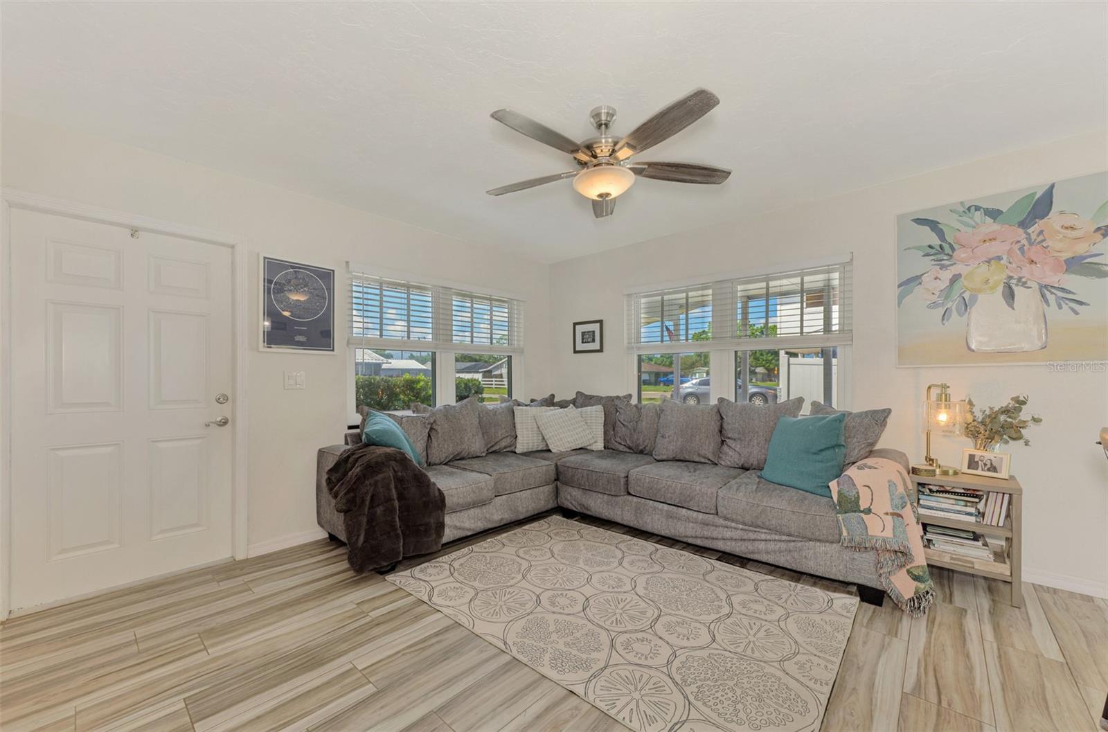 LYONSDALE - Residential