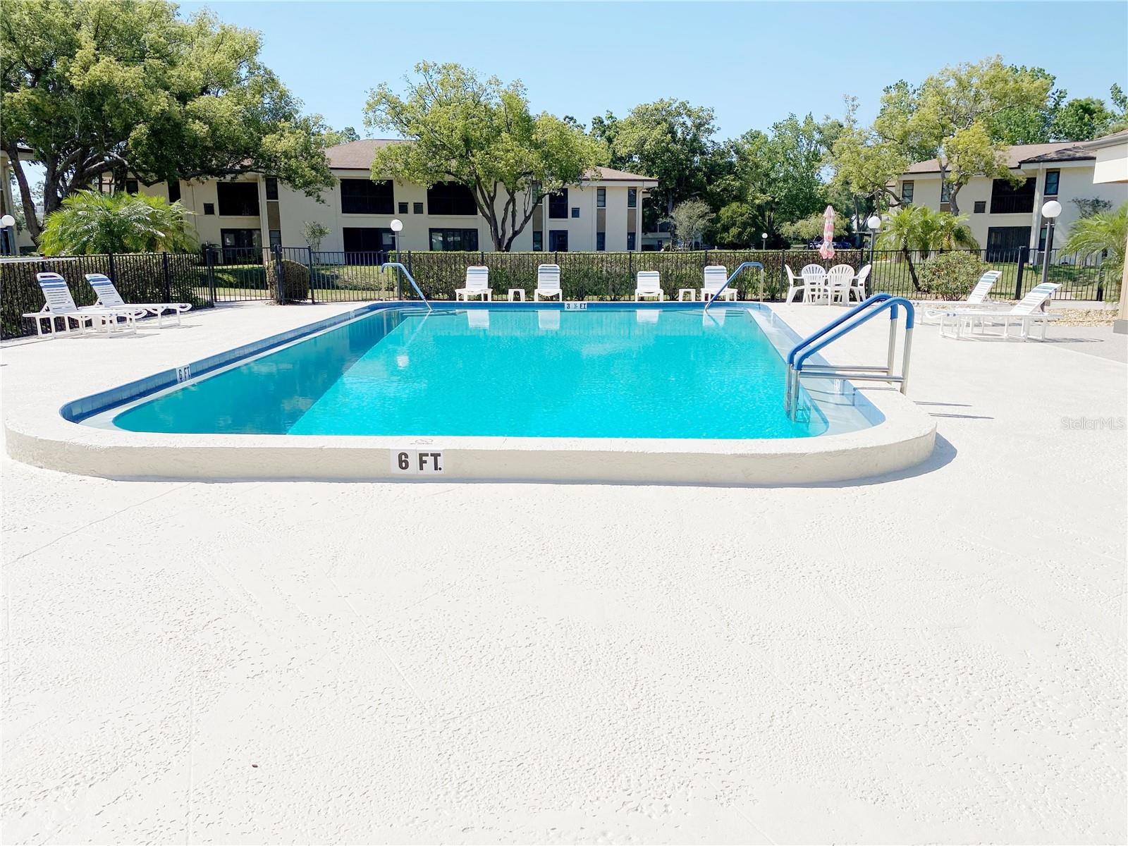 LANDINGS CONDO THE - Residential