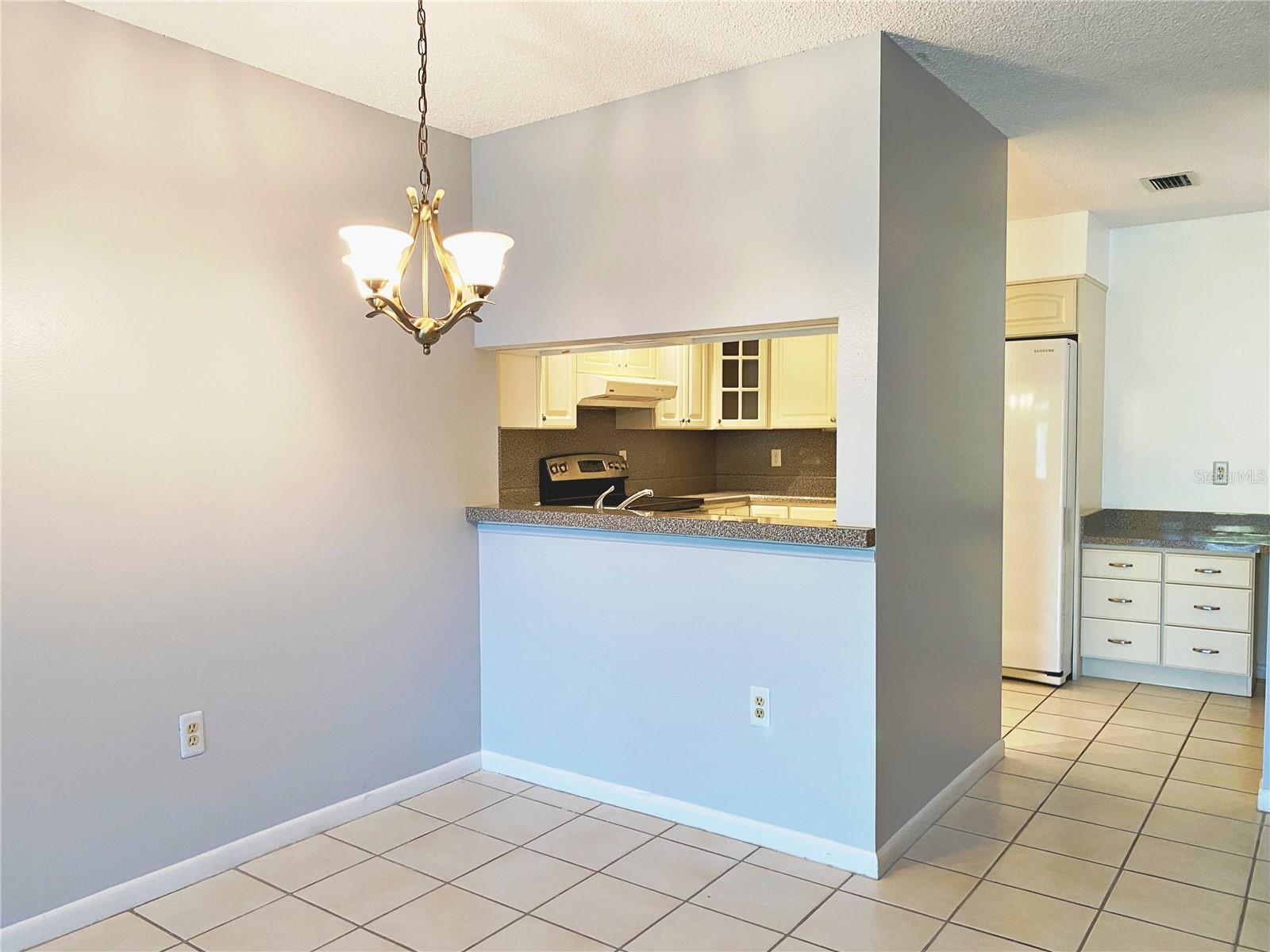 LANDINGS CONDO THE - Residential