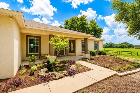 Tiny photo for 10525 SW 129th Terrace Road, Dunnellon, FL 34432 (MLS # OM730141)