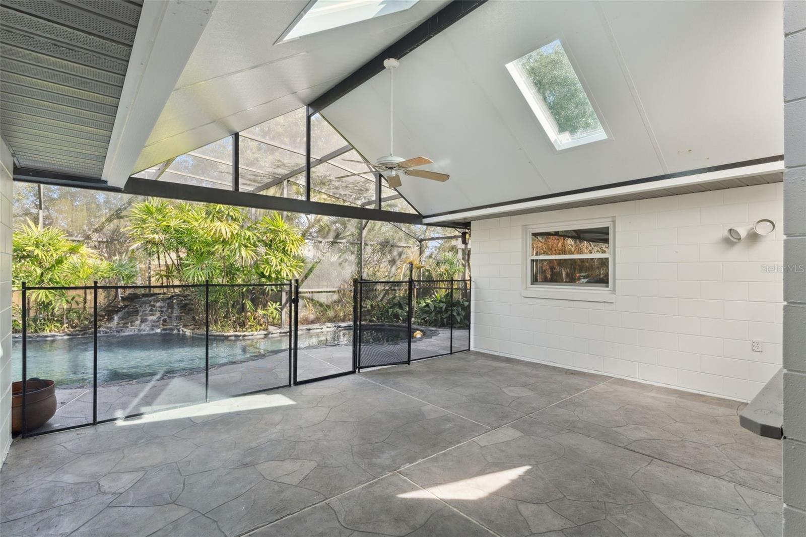 WEKIVA HUNT CLUB 3 FOX HUNT SEC 3 - Residential