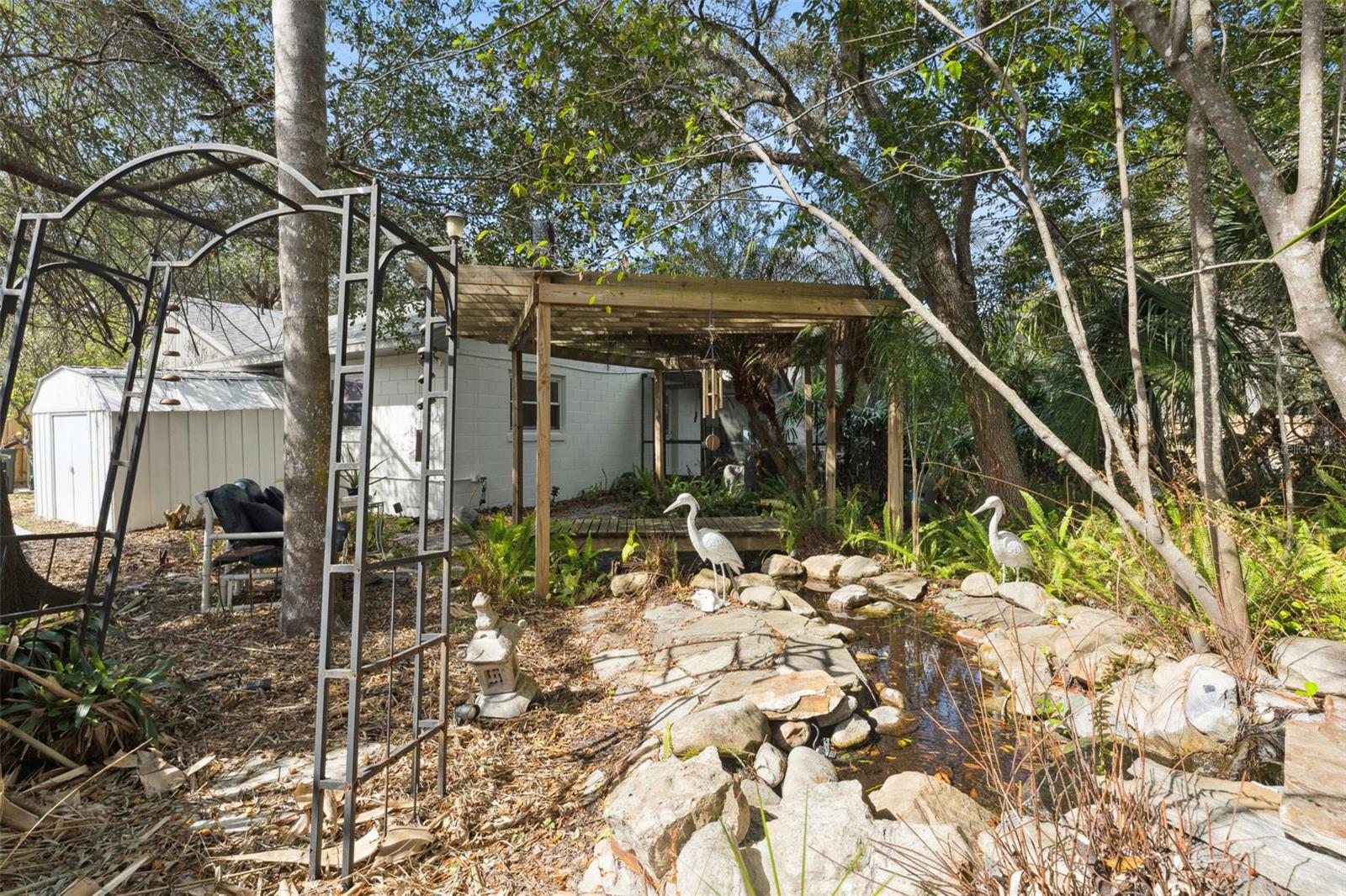 WEKIVA HUNT CLUB 3 FOX HUNT SEC 3 - Residential