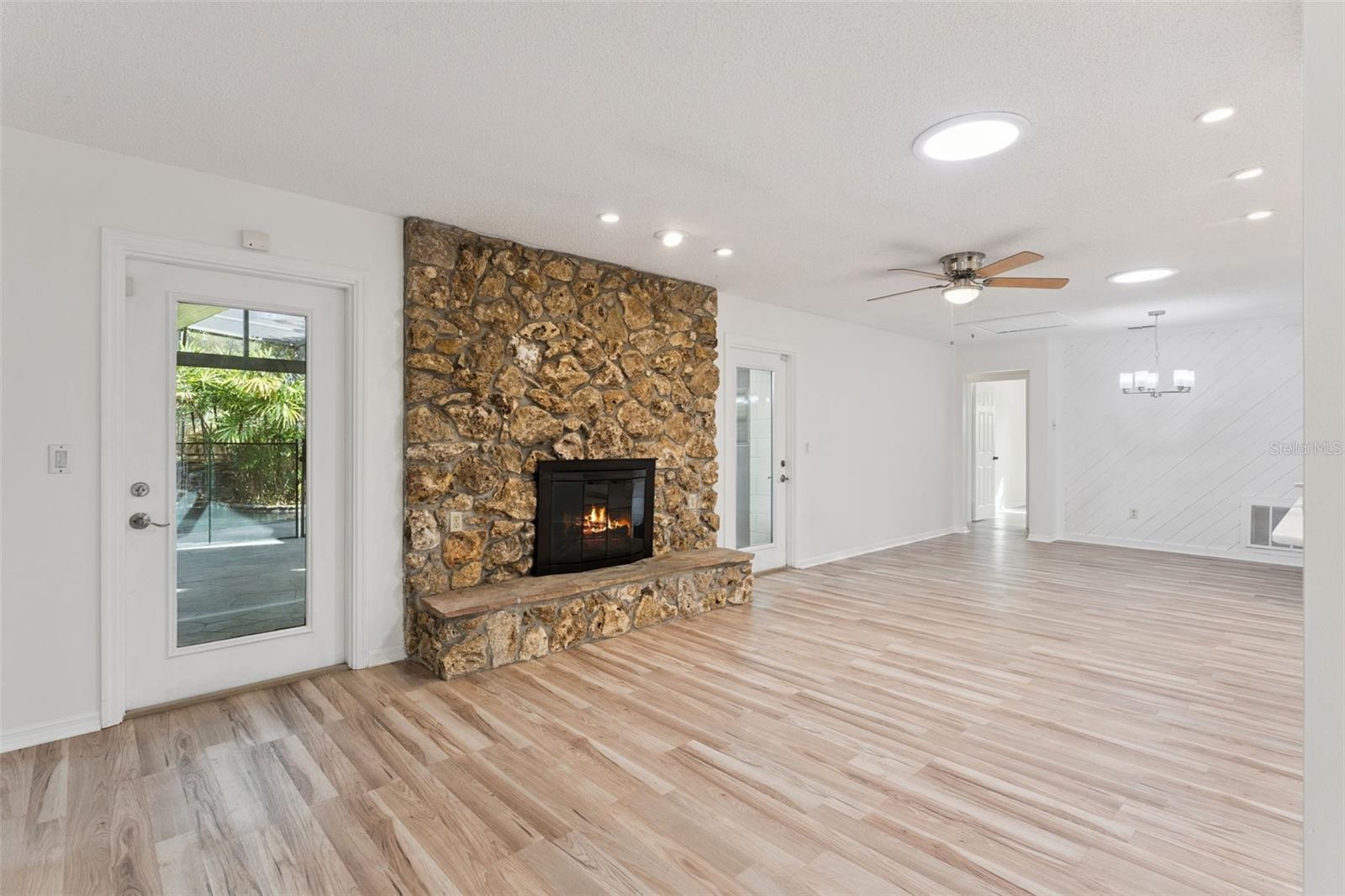 WEKIVA HUNT CLUB 3 FOX HUNT SEC 3 - Residential