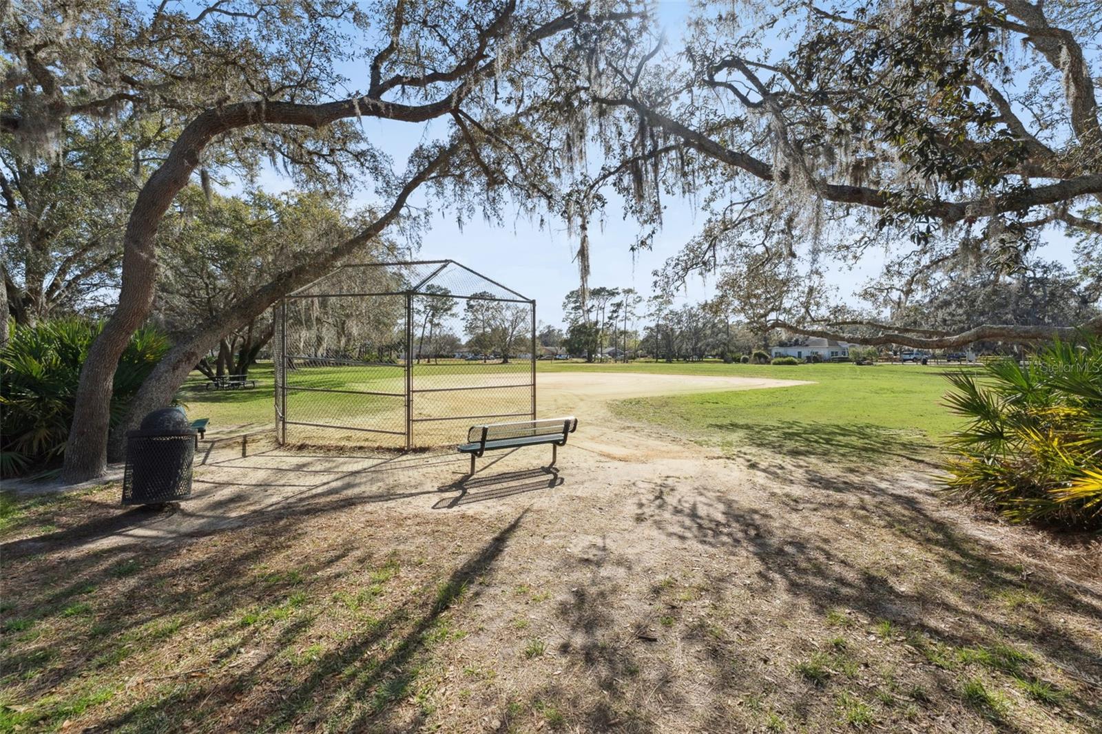 WEKIVA HUNT CLUB 3 FOX HUNT SEC 3 - Residential